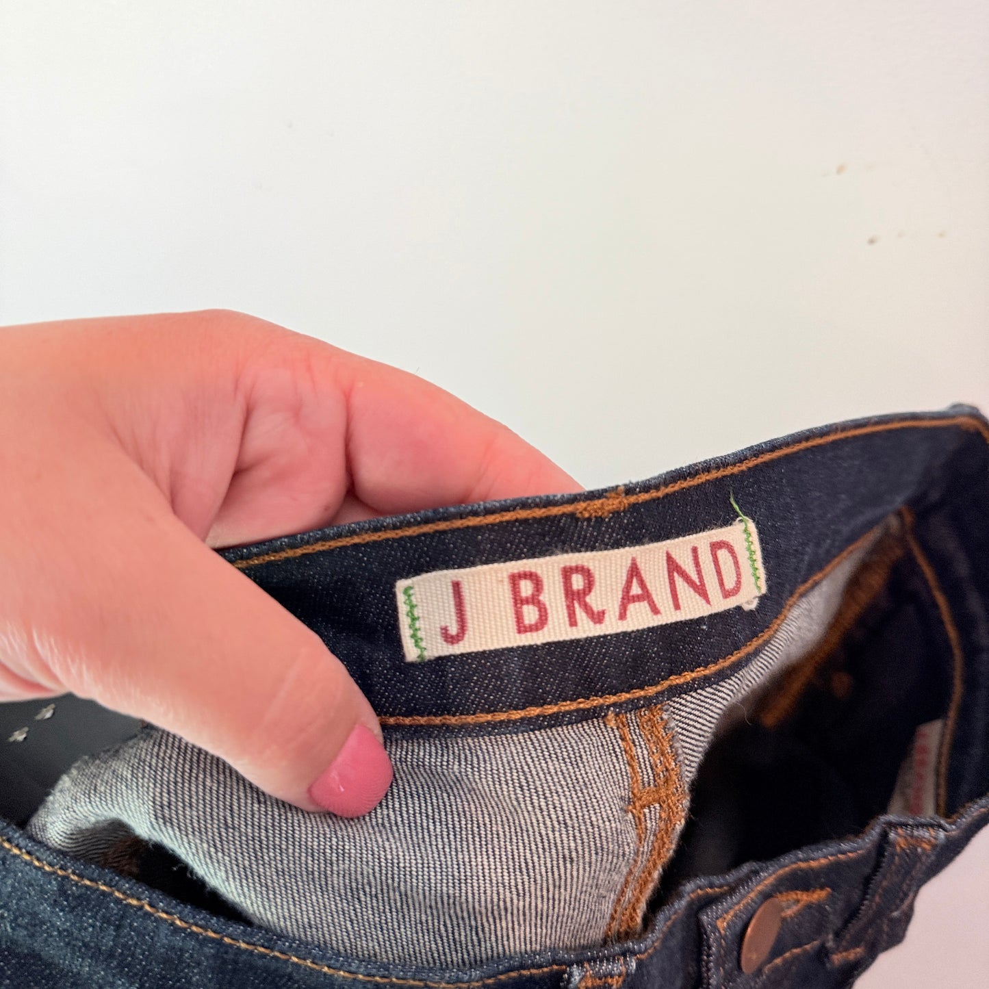 J Brand The Cigarette Leg Jeans Dark Wash Size 24