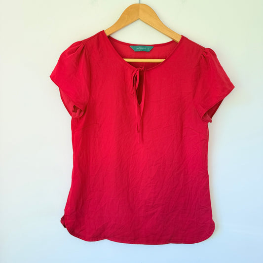 Jacqui.E Size 6 – Solid Color Notch Neck Blouse