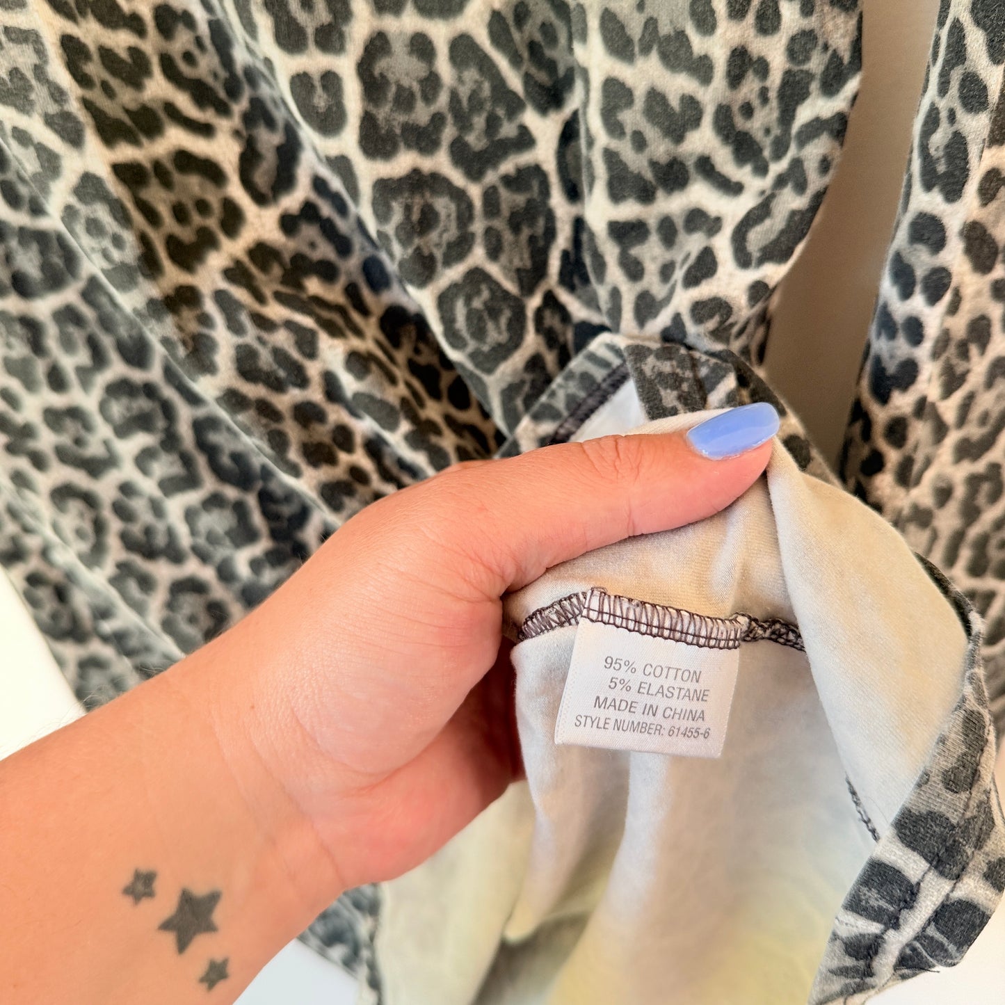 Sussan Size M – Long-Sleeve Tunic