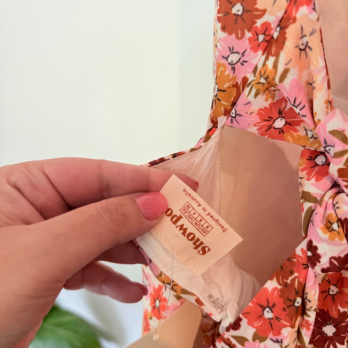 Showpo Falling in Love Dress Sahara Ditsy Floral Size 8