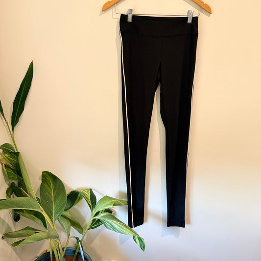 Syrup Size Small Ribbed Leggings