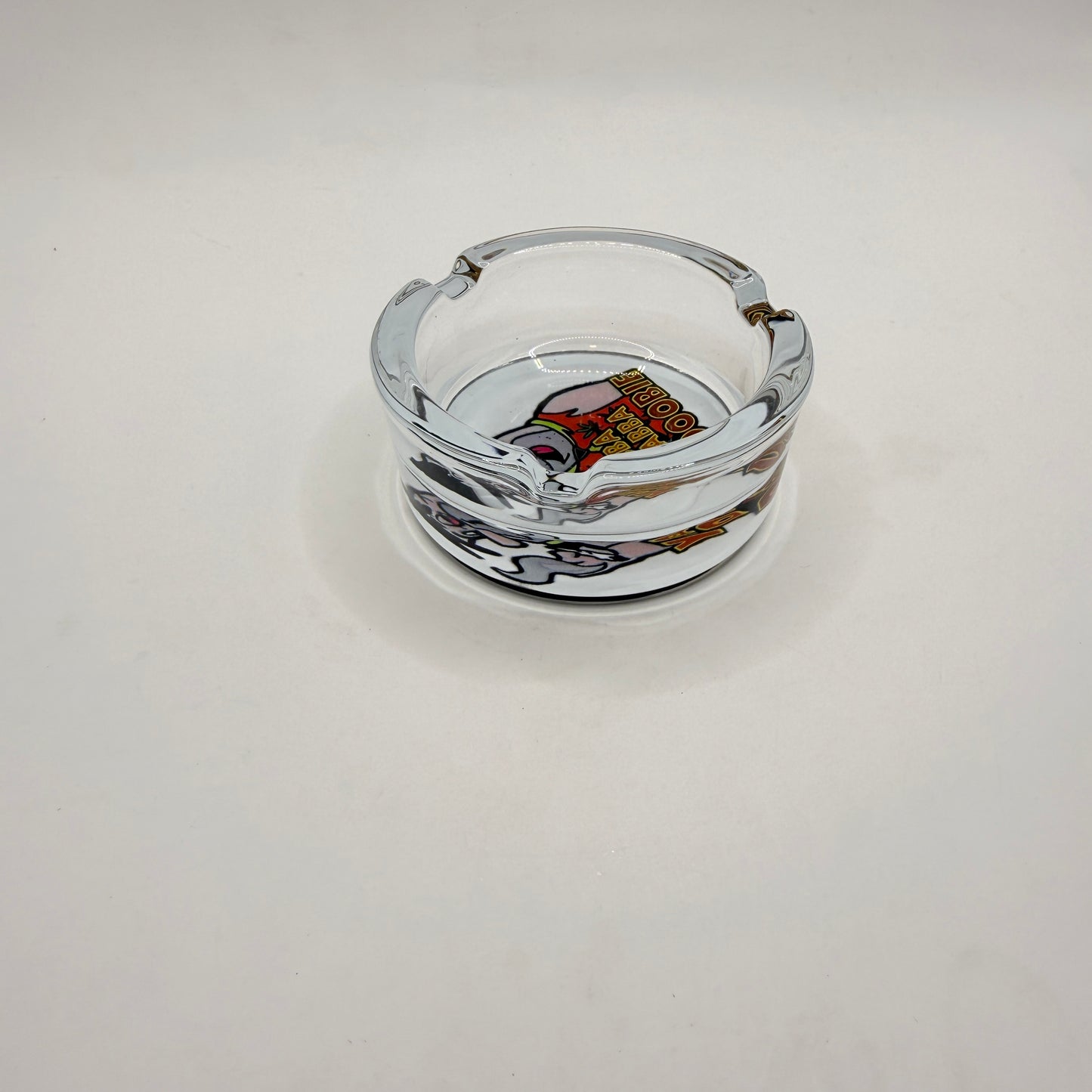 Yabba Dabba Doobie Glass Ashtray – Retro Cartoon Stoner Design (Round)