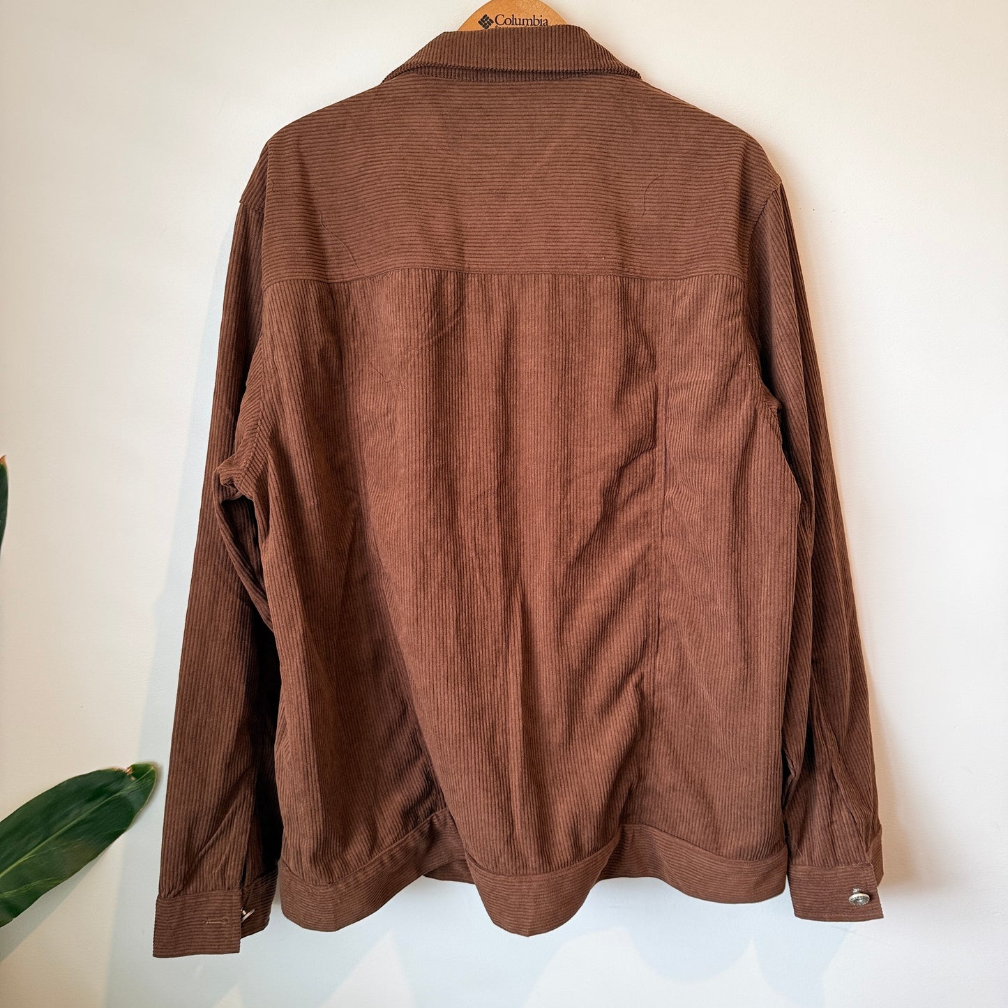 Unknown Brand Brown Corduroy Button-Up Jacket – Size XL