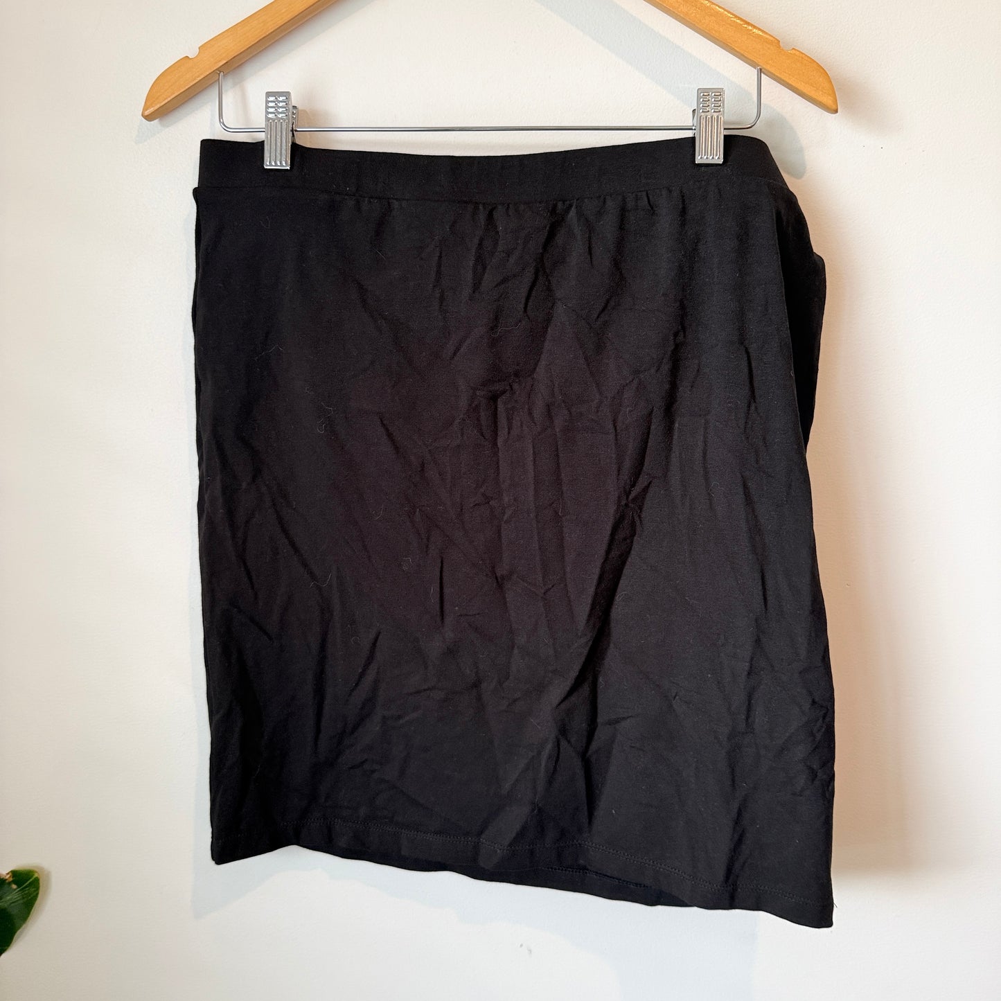 Spirit Black Tube Skirt – Size 14