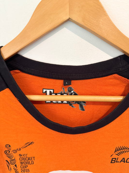 Tui Size L Orange and Black T-Shirt