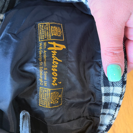 Vintage Anderson's (By Appointment to Her Majesty the Queen) 67cm Waist Plaid Wool Skirt