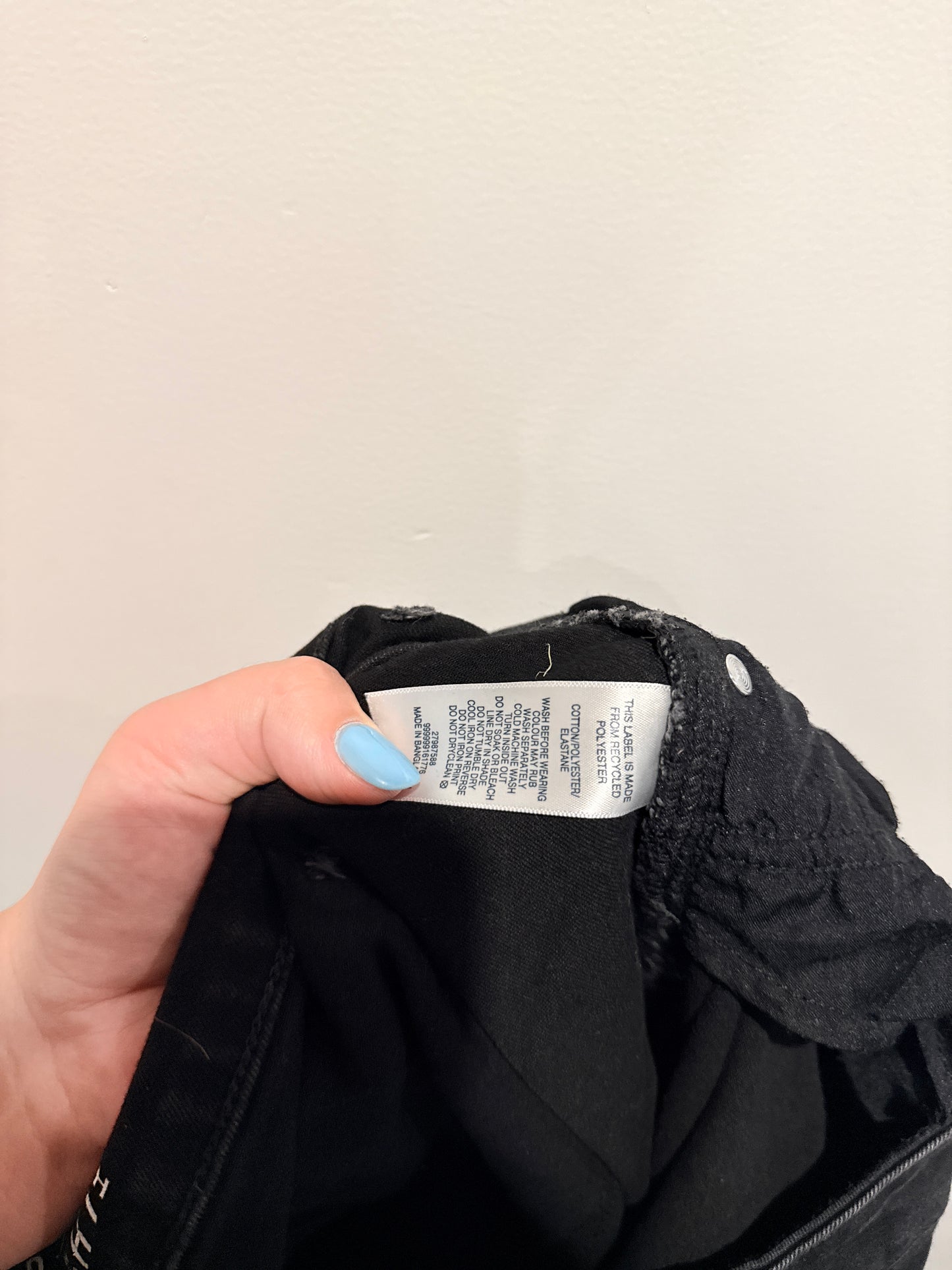 H & H Size 14 Mid Rise Straight Leg Jeans