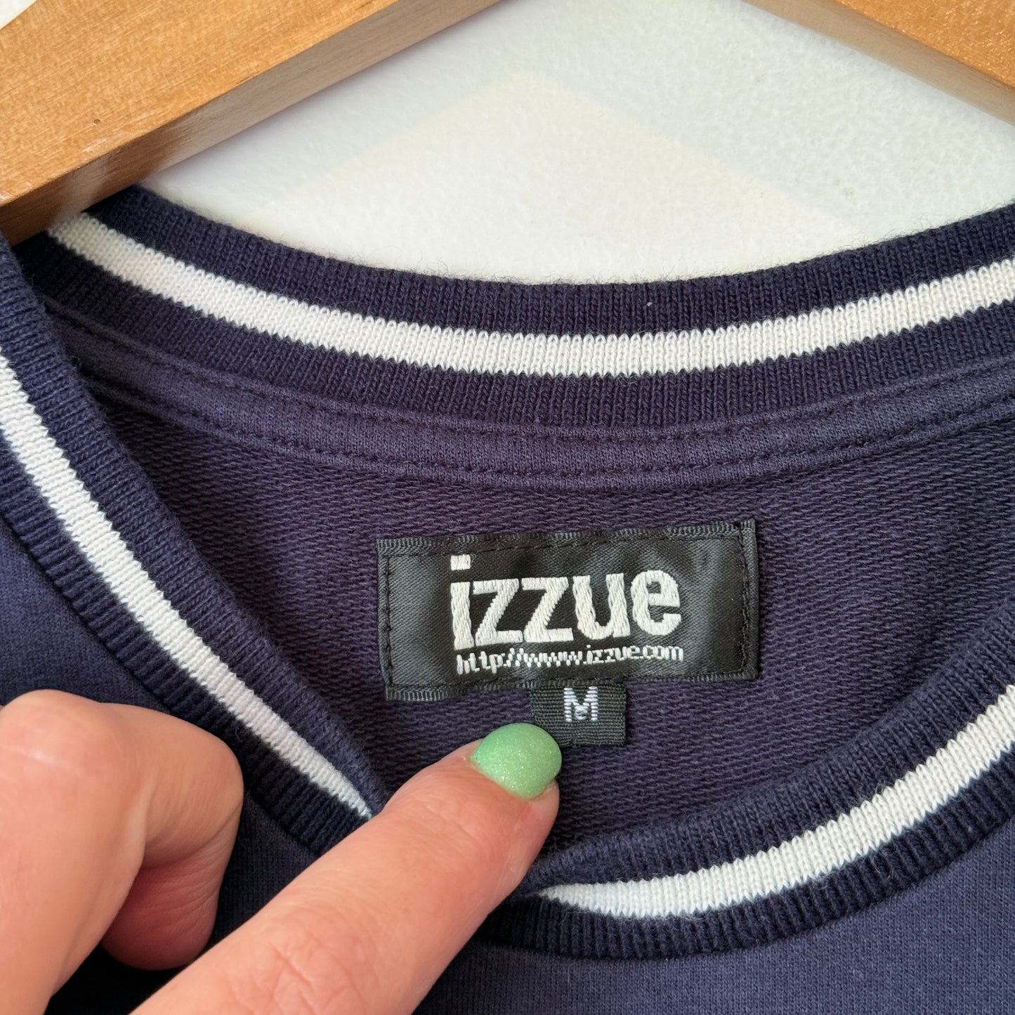 izzue Size M Cold-Shoulder Dress