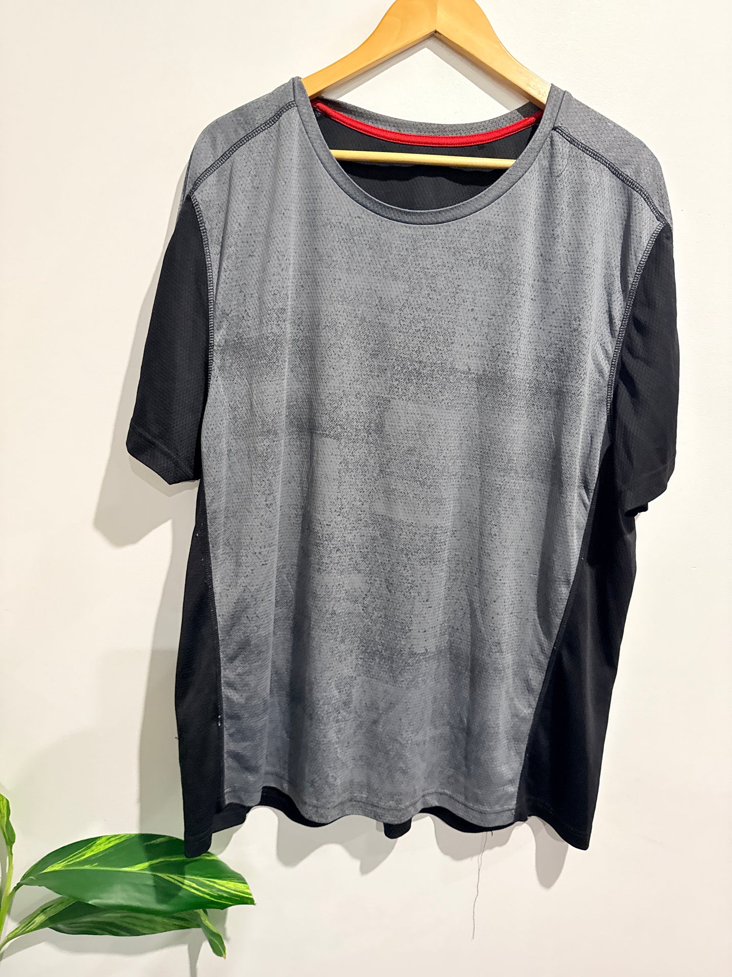 Active Intent Size 3XL (XL fit) Athletic Short-Sleeve T-Shirt
