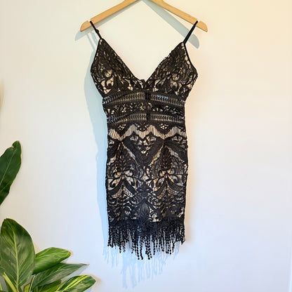 Saylor XS Lace Dress