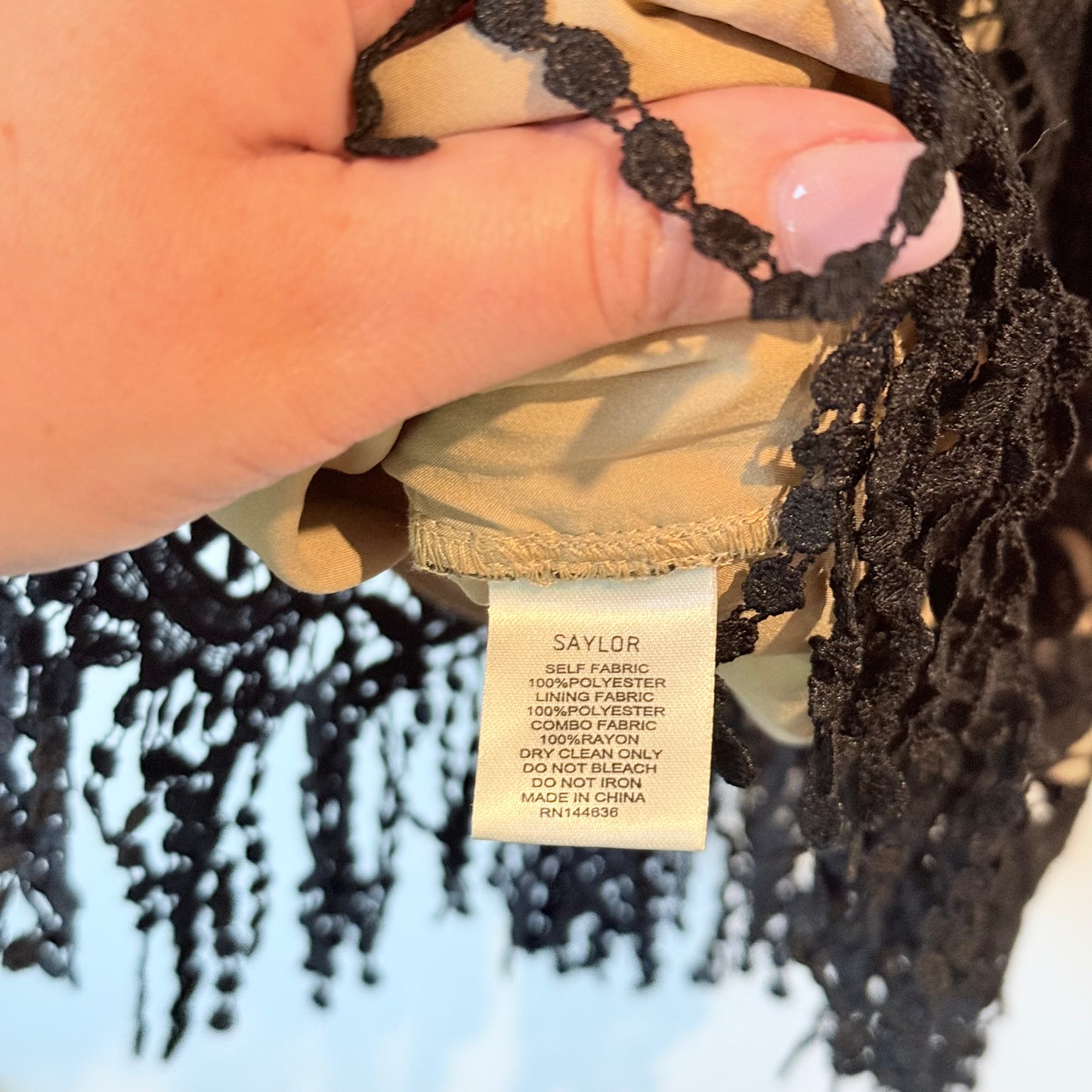 Saylor XS Lace Dress