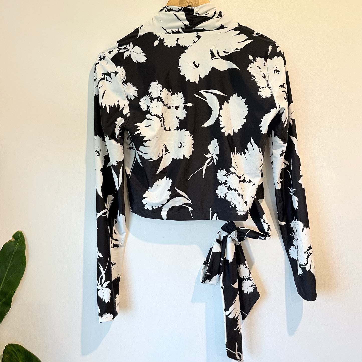 Ganni Size 36 Wrap Top