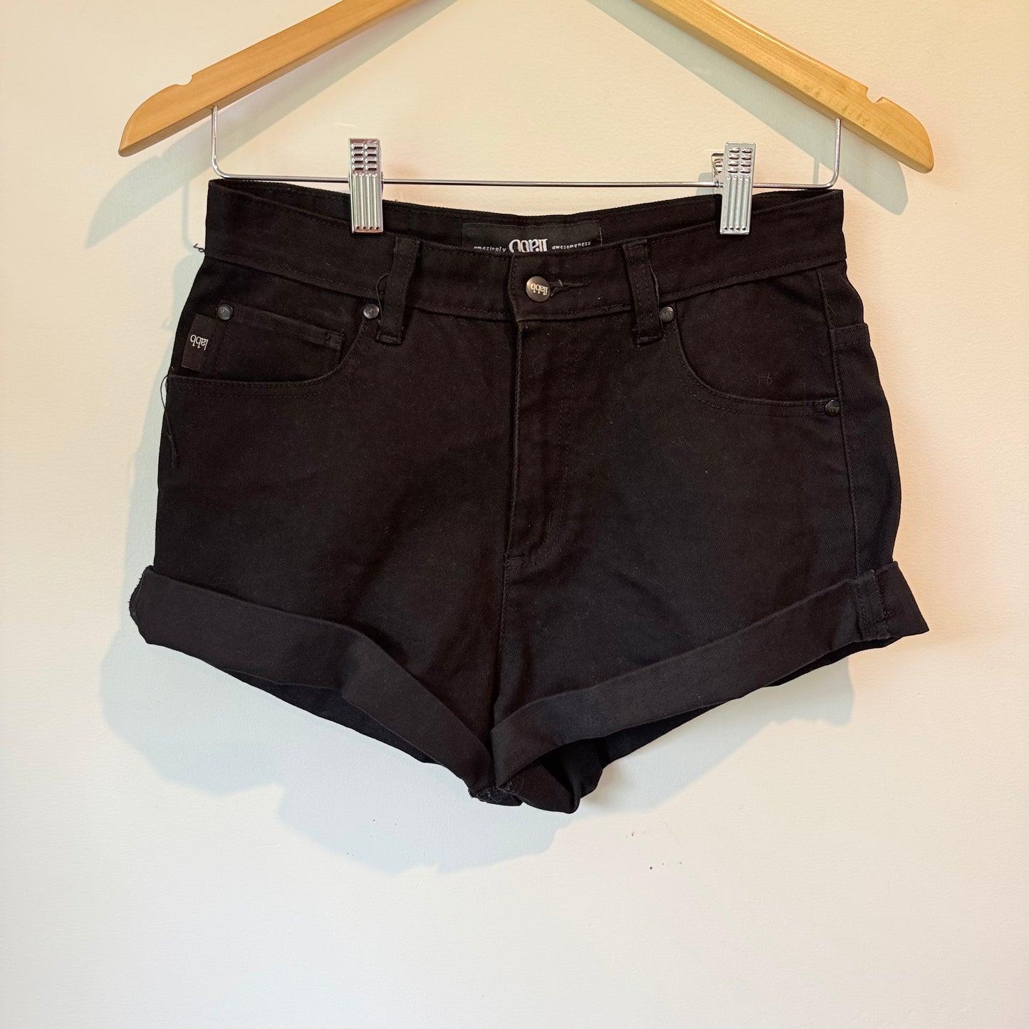 ilabb Size 8 Black Denim Shorts