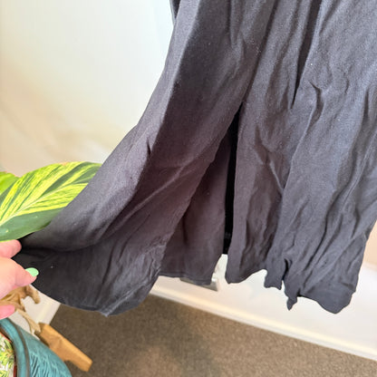 Liam (NZ Made) Size 6 Black Linen Dress