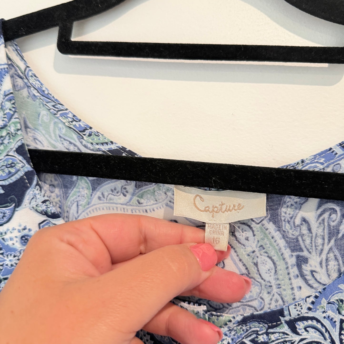 Capture Size 16 Short-Sleeve Midi Dress