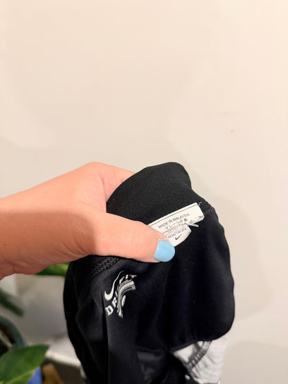 Nike Dri-Fit Size M Athletic Shorts