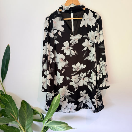 Pagani Size U/Arm to U/Arm 48cm Floral Mini Dress