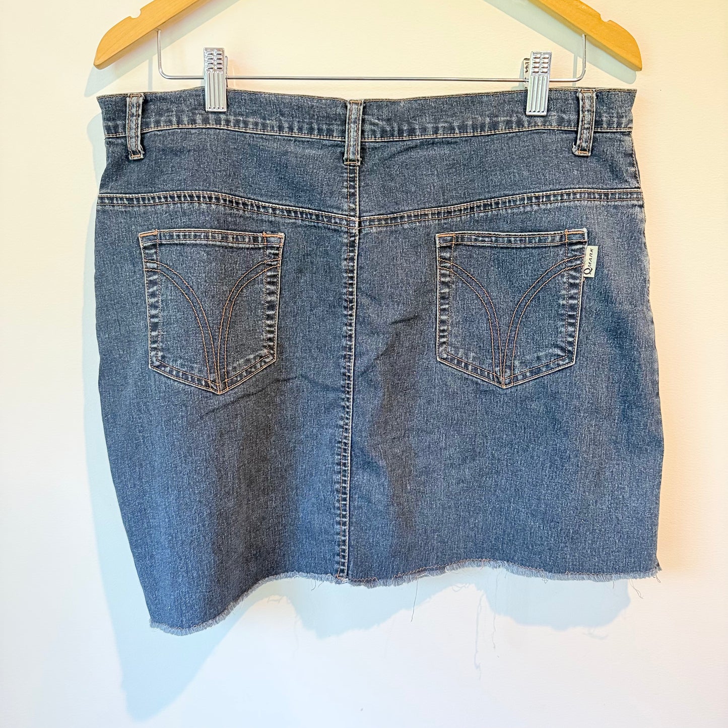 Qmark Size L 100% Cotton Frayed Hem Denim Skirt