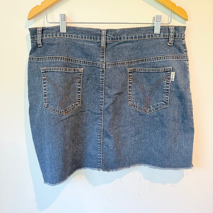 Qmark Size L 100% Cotton Frayed Hem Denim Skirt