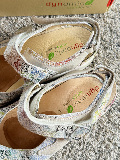 Waldläufer Dynamic Floral Sandals – US 9 / EU 40