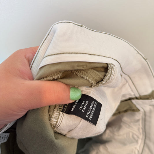 Rockmans Size 16 Twill Chino Shorts