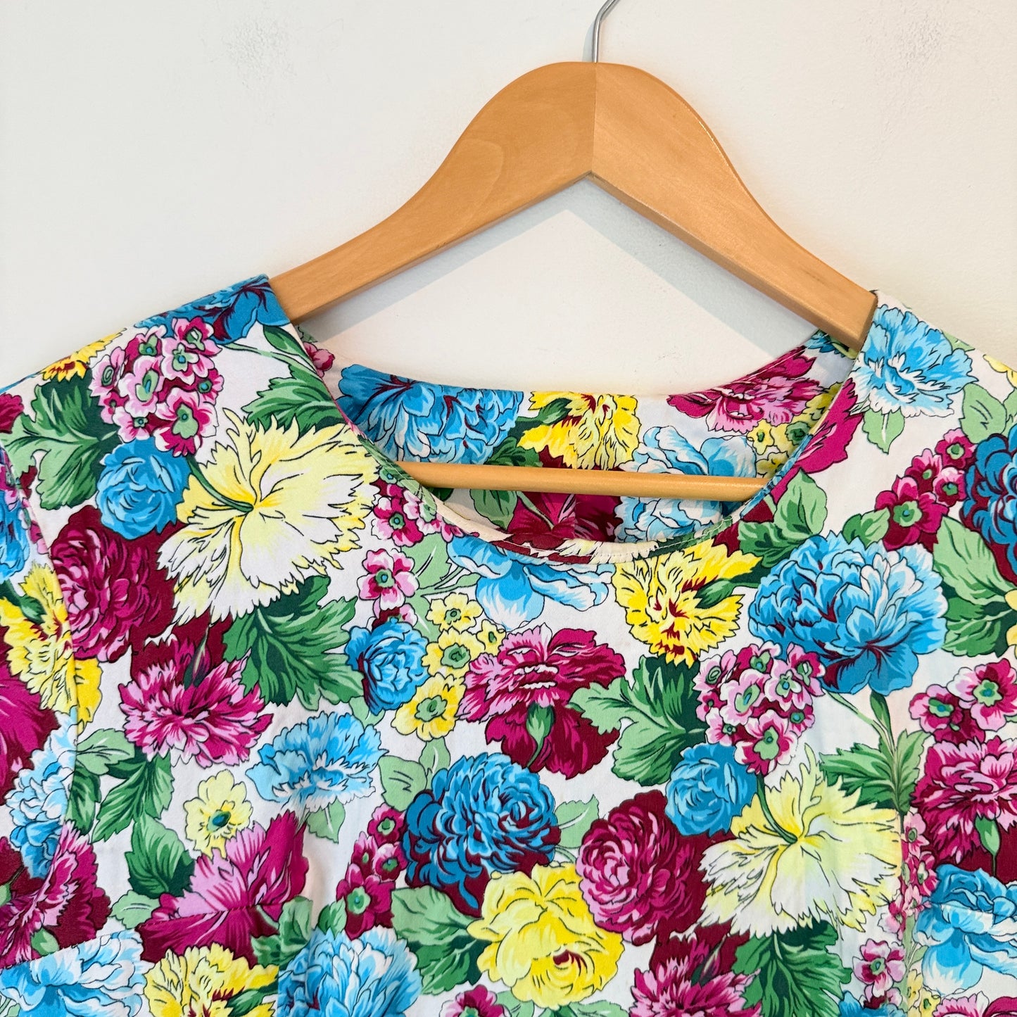 Brand Unknown Size U/Arm to U/Arm 50cm Casual T-Shirt Dress