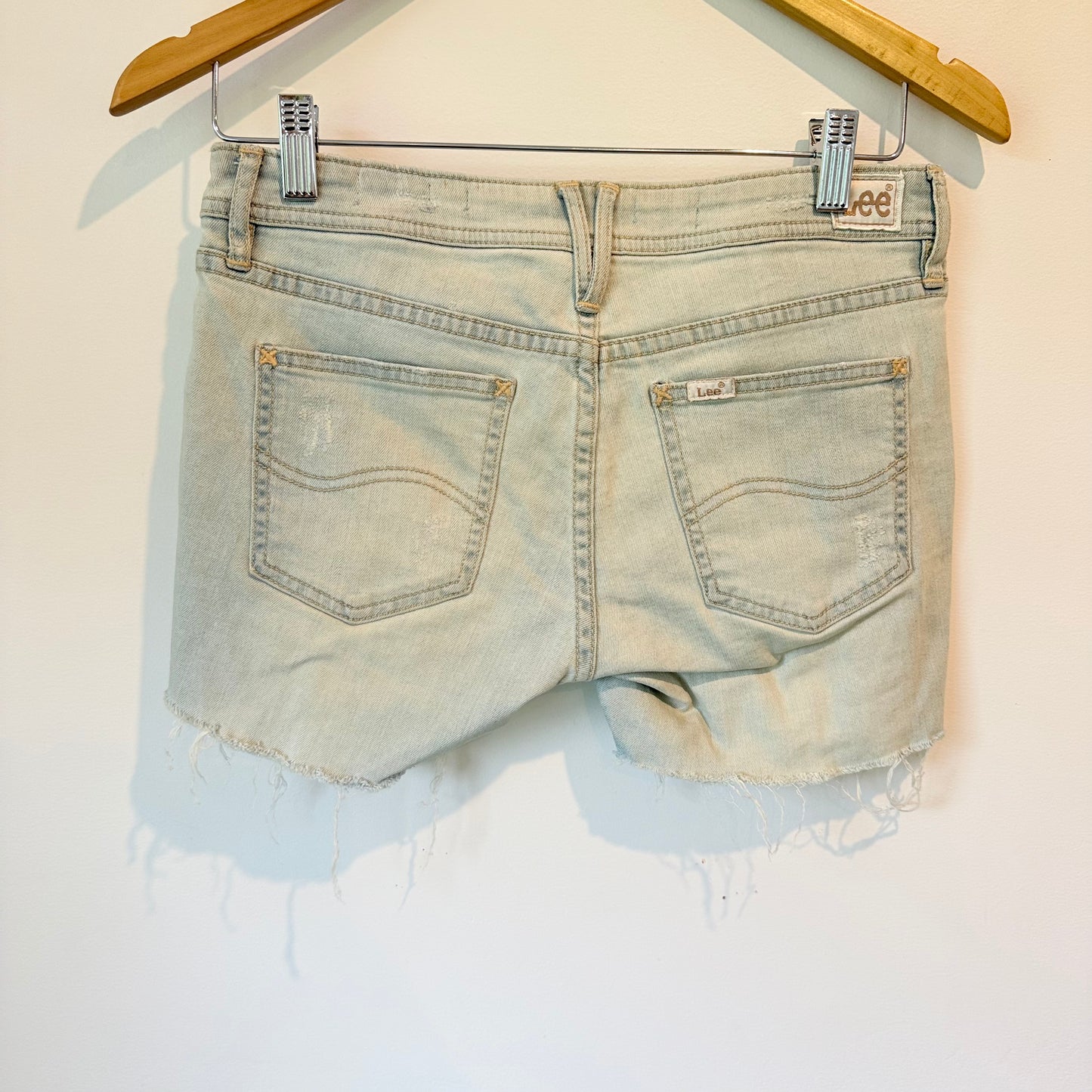 Lee Size 9 Light Wash Distressed Denim Shorts