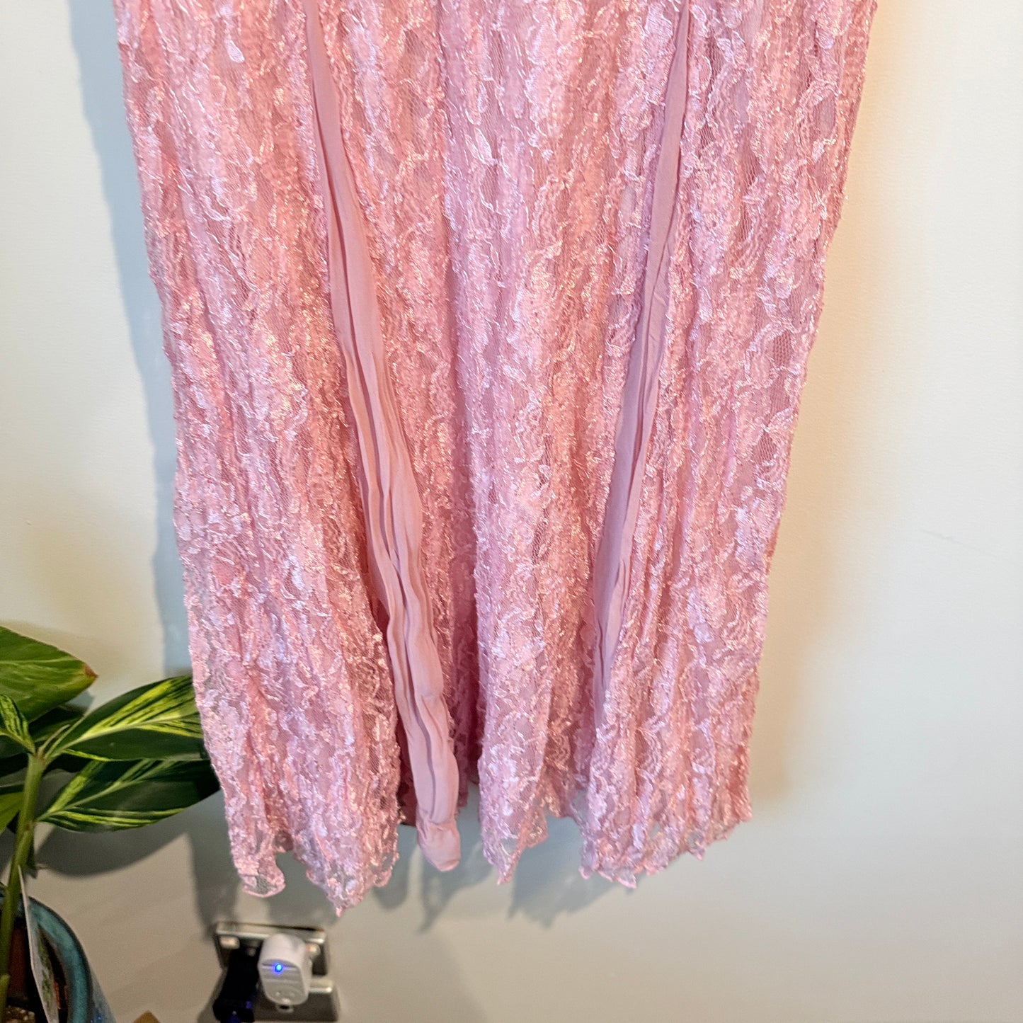 European Collection Size 44 Pink Lace Dress