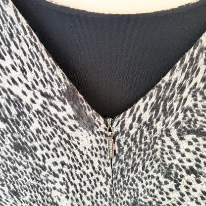 MaxMara Size 44 (U/Arm to U/Arm 43cm) Viscose Dress