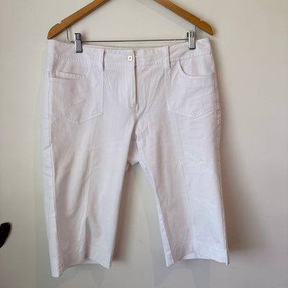 The Works Size 14 Stretch White Capri Jeans