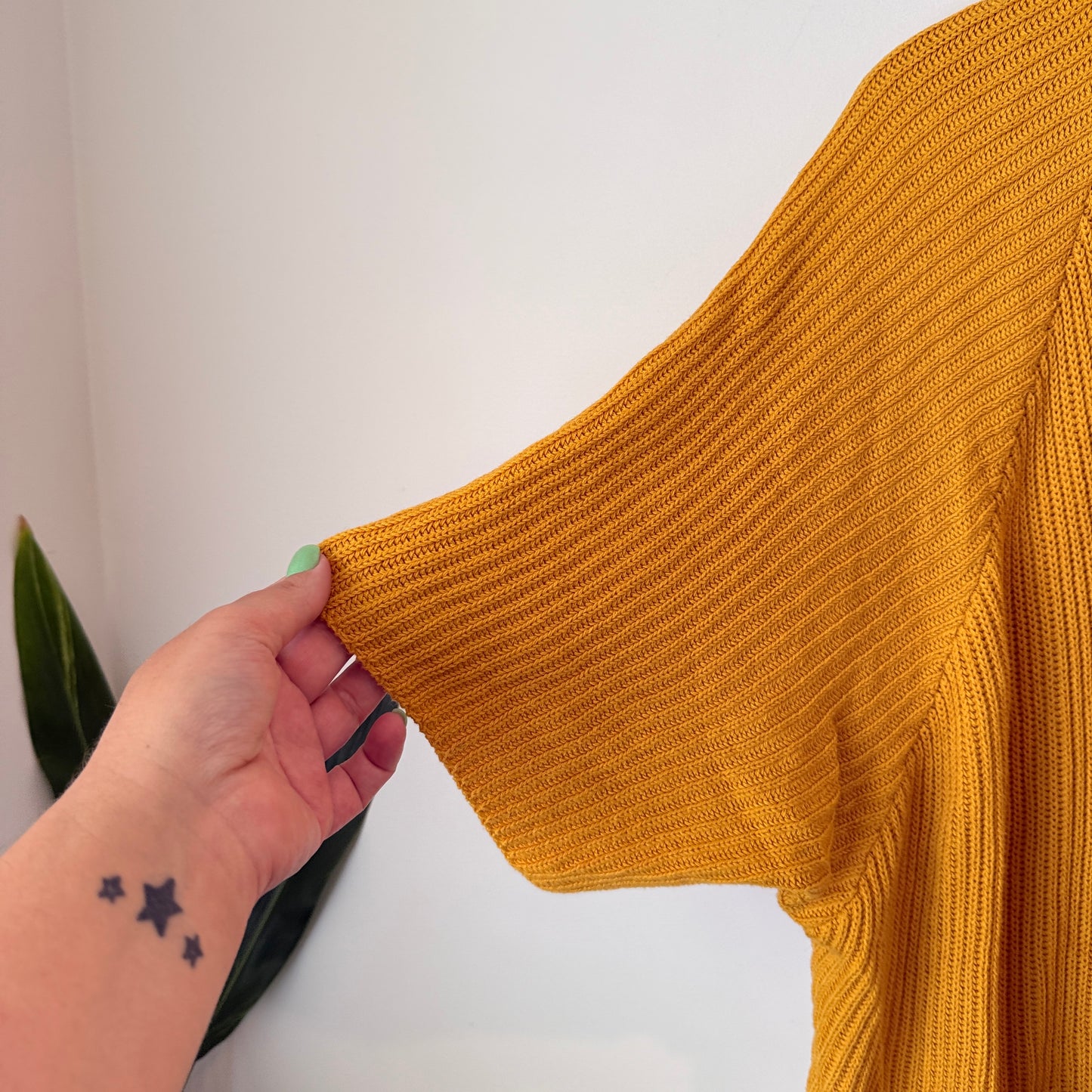 Capture Size L Mustard Yellow Open-Front Knit Cardigan