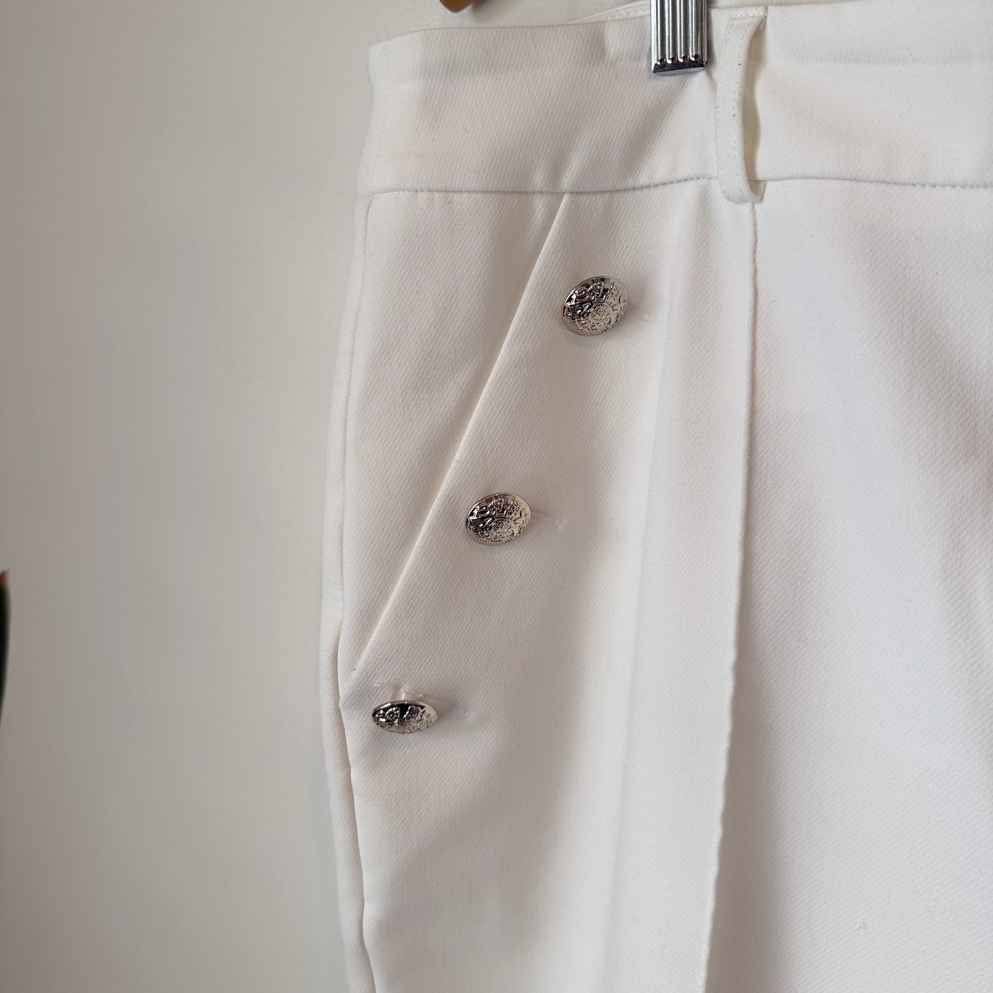 Portmans Size 16 High-Waisted White Pants