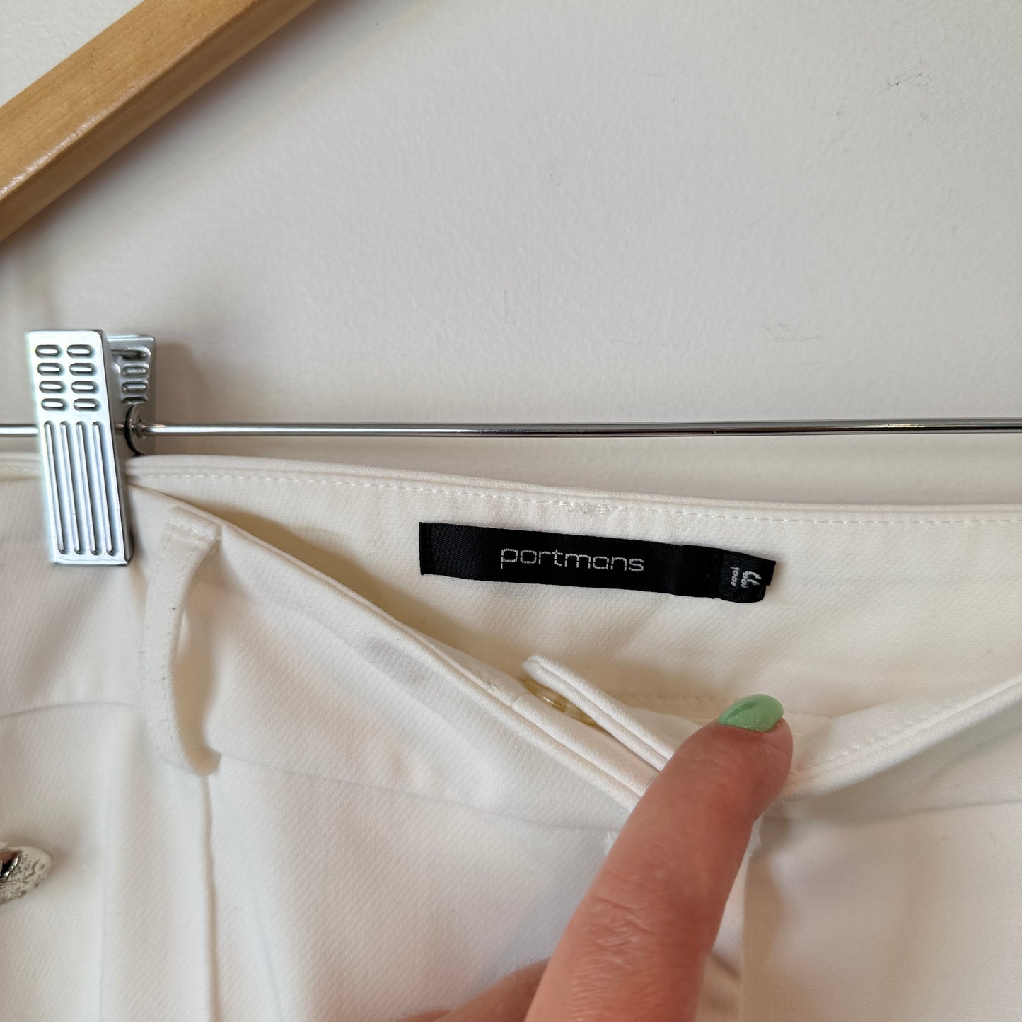 Portmans Size 16 High-Waisted White Pants