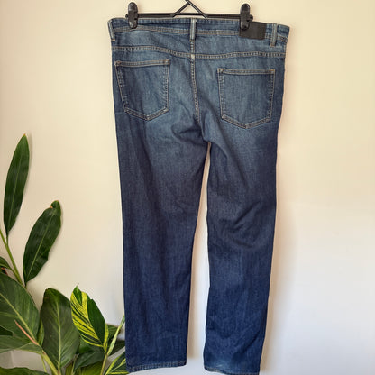 Chisel Size 38 Dark Blue Faded Effect Men’s Denim Jeans (missing button)