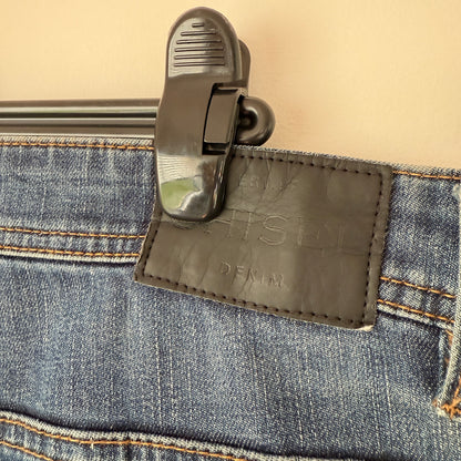 Chisel Size 38 Dark Blue Faded Effect Men’s Denim Jeans (missing button)