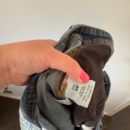 Chisel Size 38 Dark Blue Faded Effect Men’s Denim Jeans (missing button)