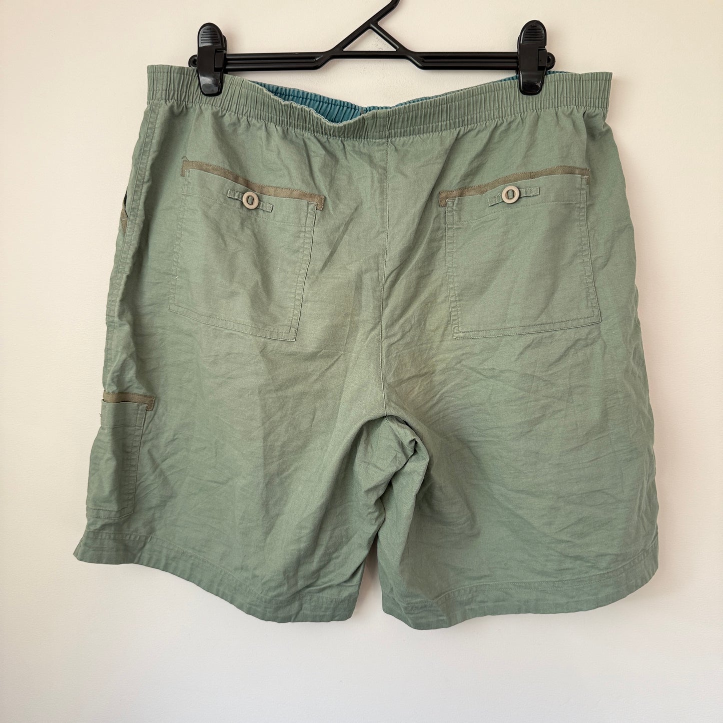 Network Size 16 Light Green Cotton Women’s Shorts