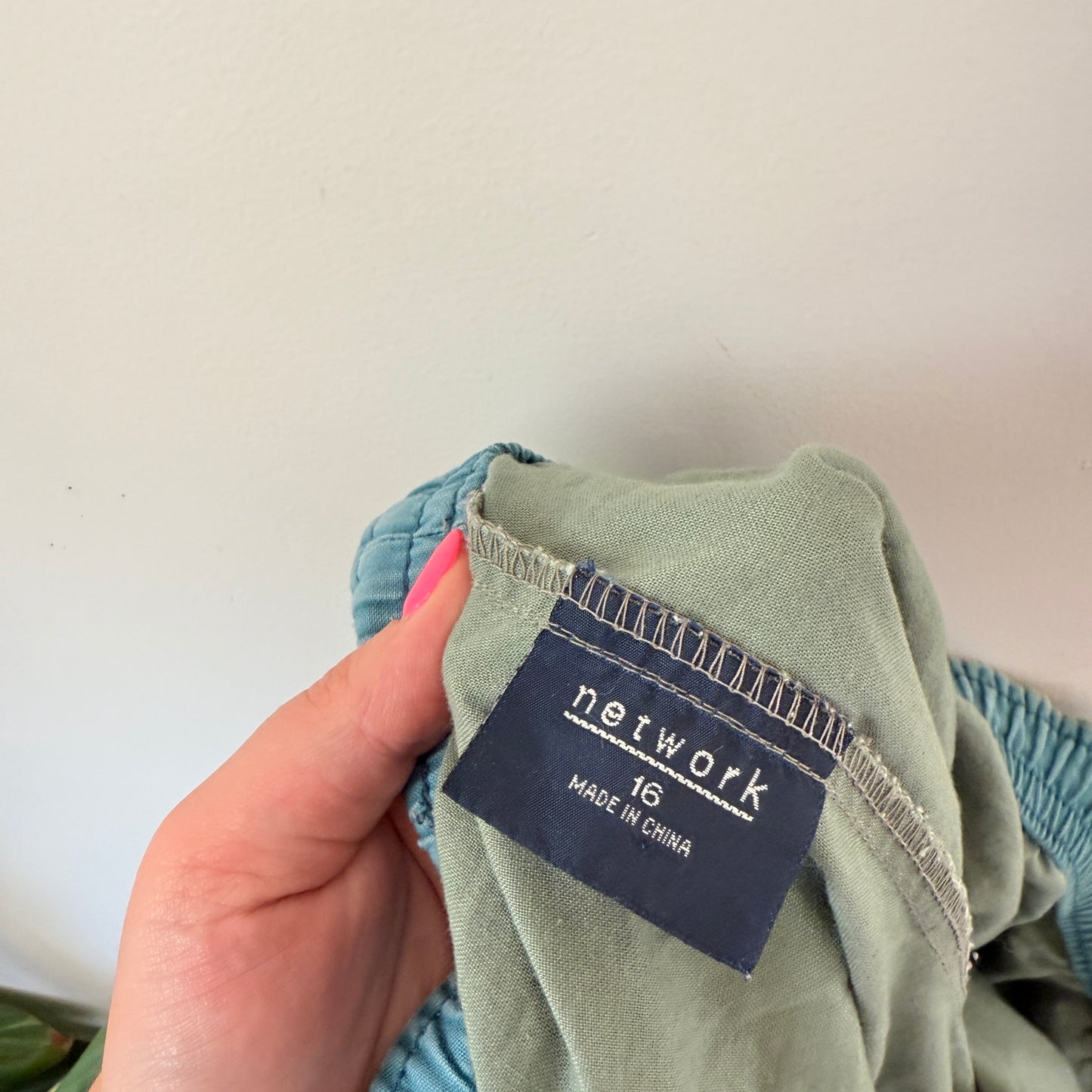 Network Size 16 Light Green Cotton Women’s Shorts