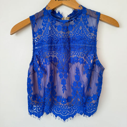 No Label Size U/Arm 36cm High Neck Lace Crop Top