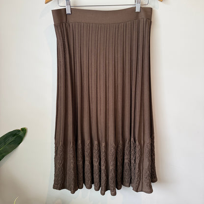 Youlim Design Size XL Pleated Midi Skirt