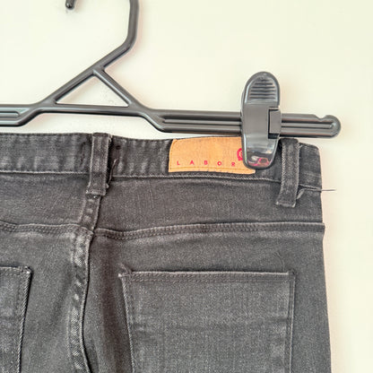 Labor Size 25 (66cm waist) Black Skinny Jeans Raw-Cut Split Hem