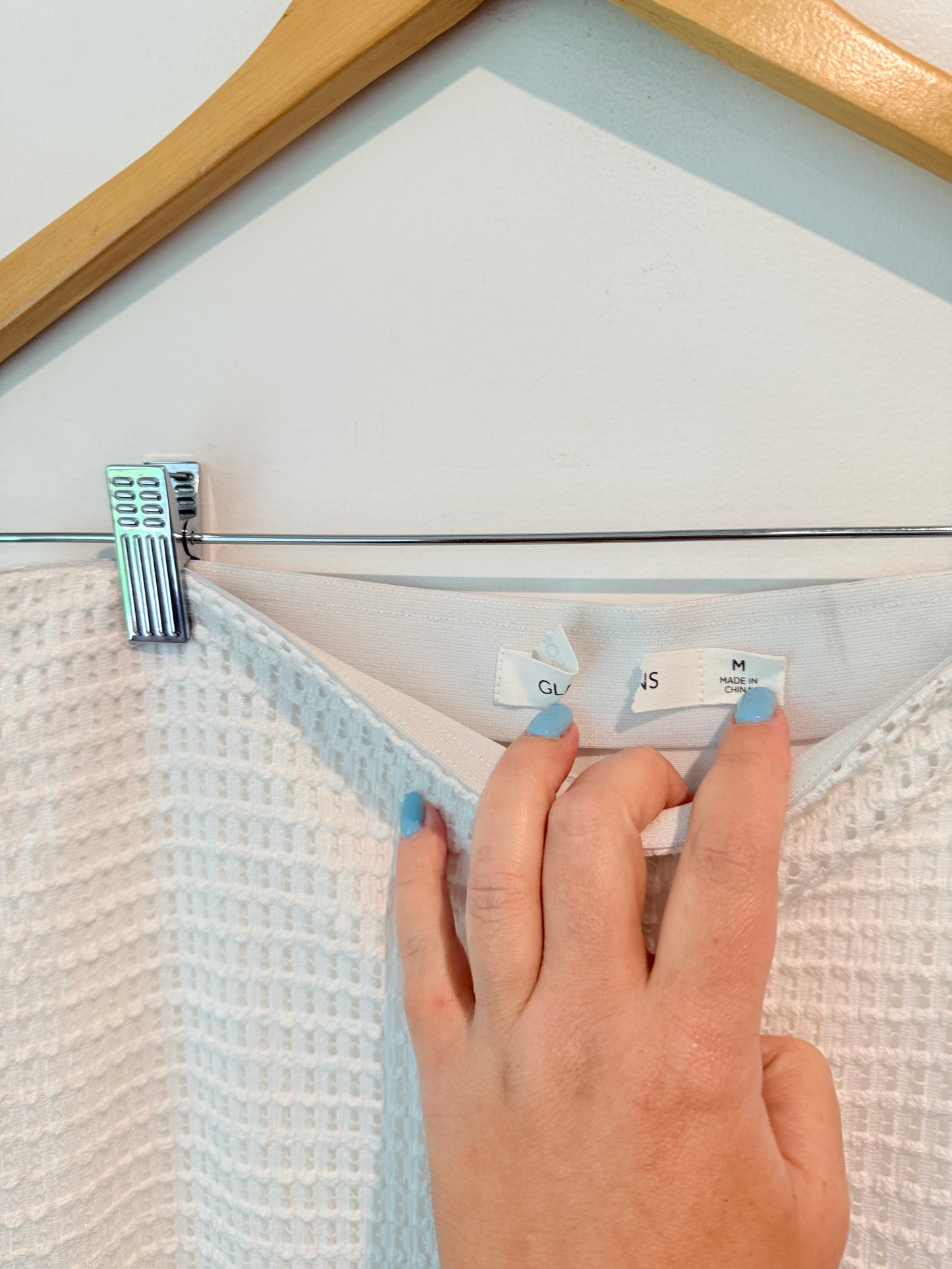 GLASSONS White Textured Knit Midi Skirt Size M
