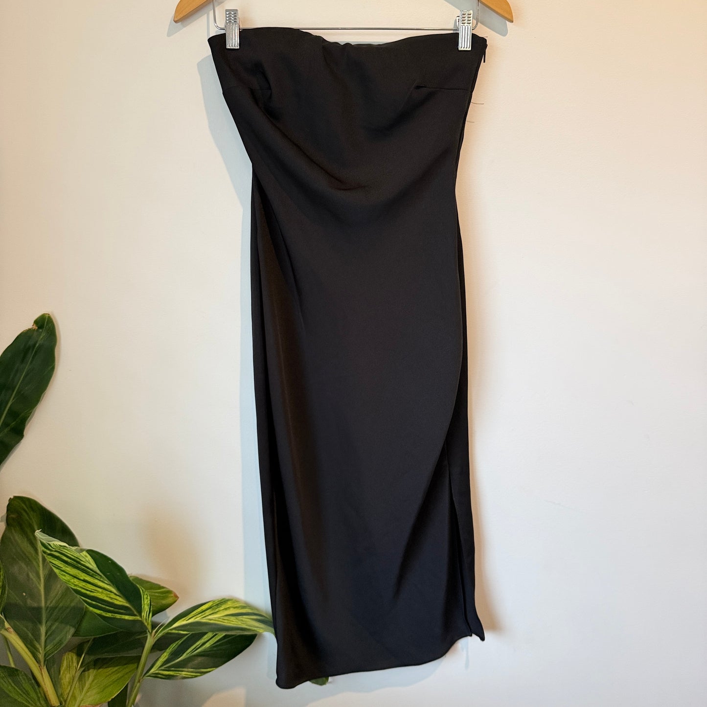Pagani Size 6 Black Strapless Midi Dress