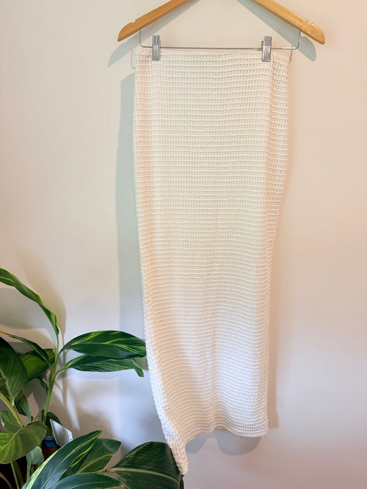 GLASSONS White Textured Knit Midi Skirt Size M