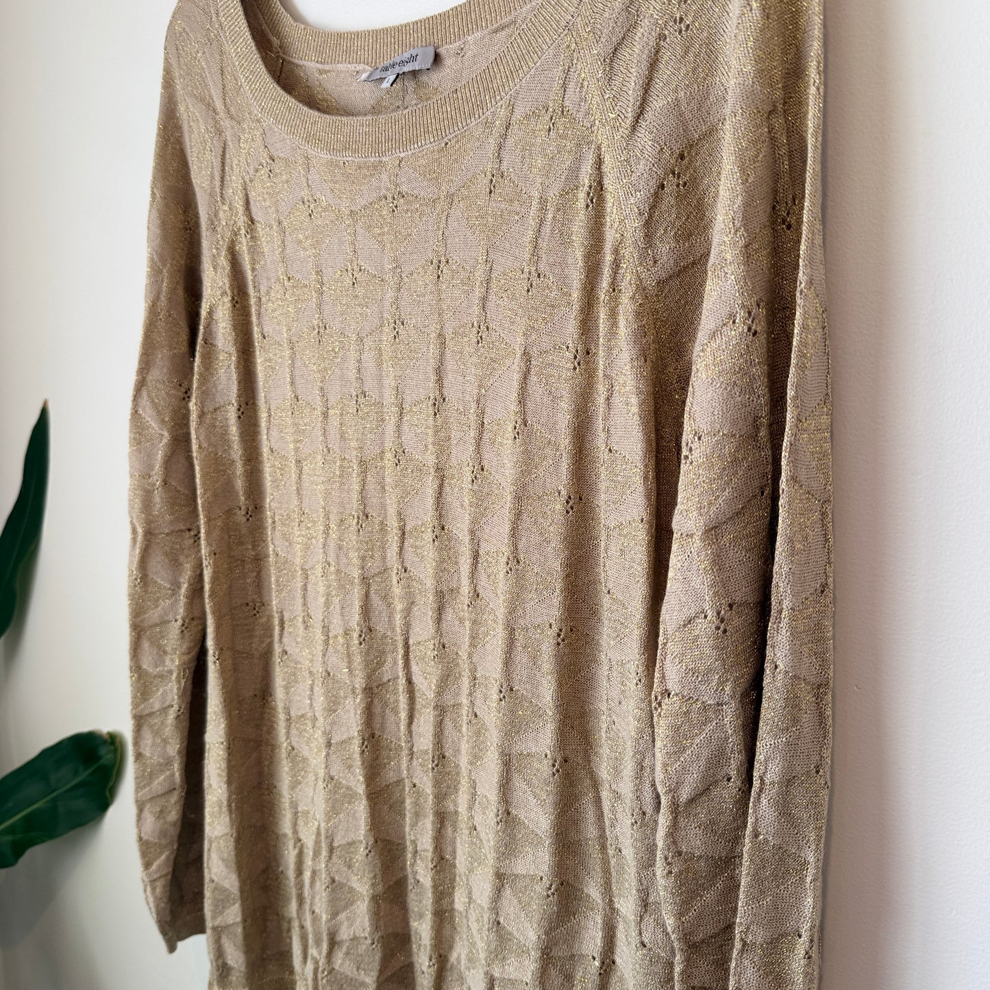Table Eight Size L Knit Sweater