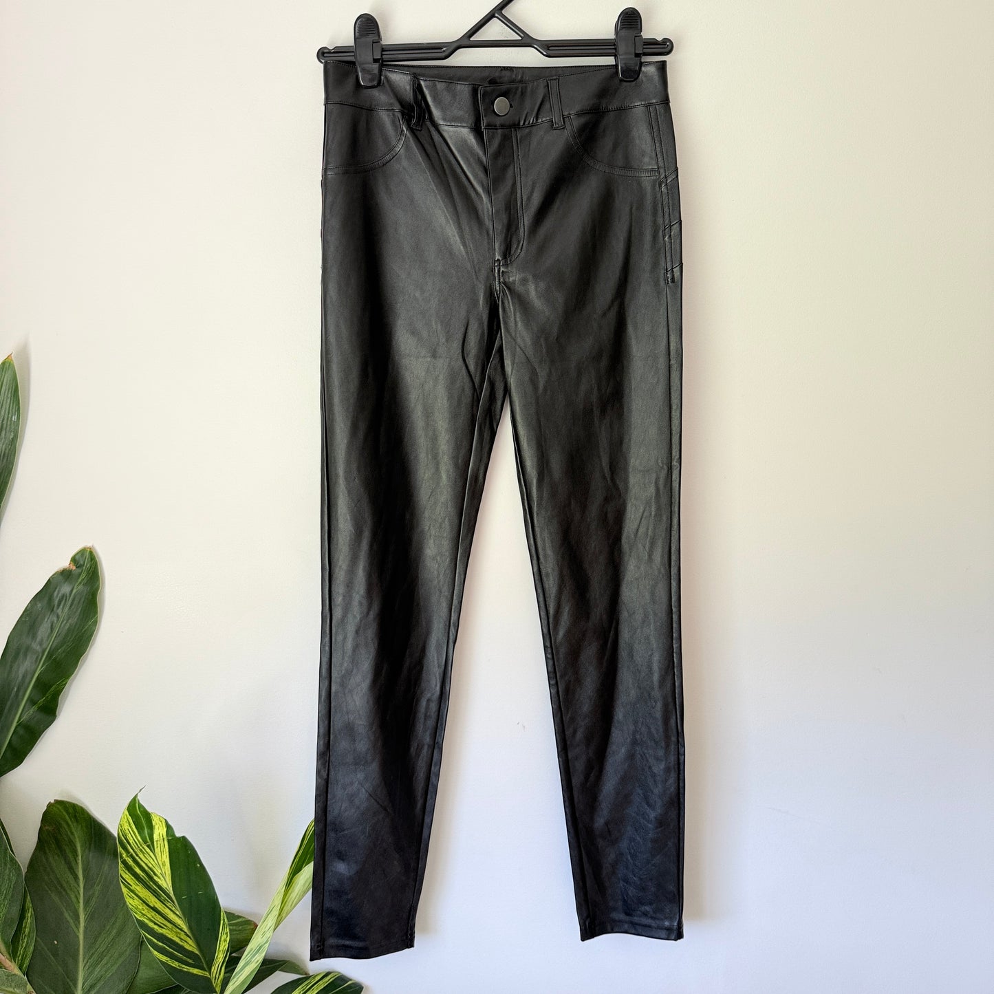 Calzedonia Size S Black High-Waisted Leather Look Pants