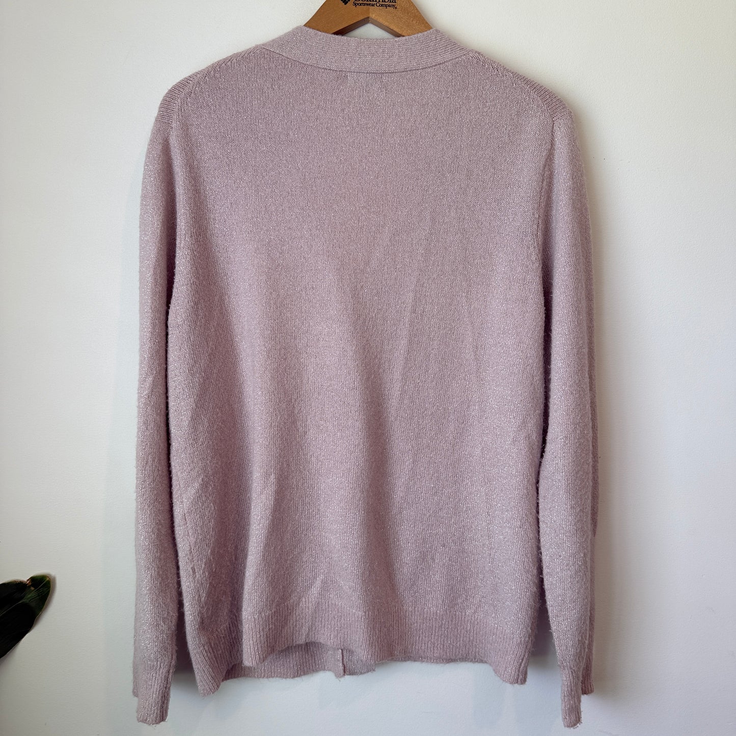 Emerge Size L V-Neck Cardigan Sweater