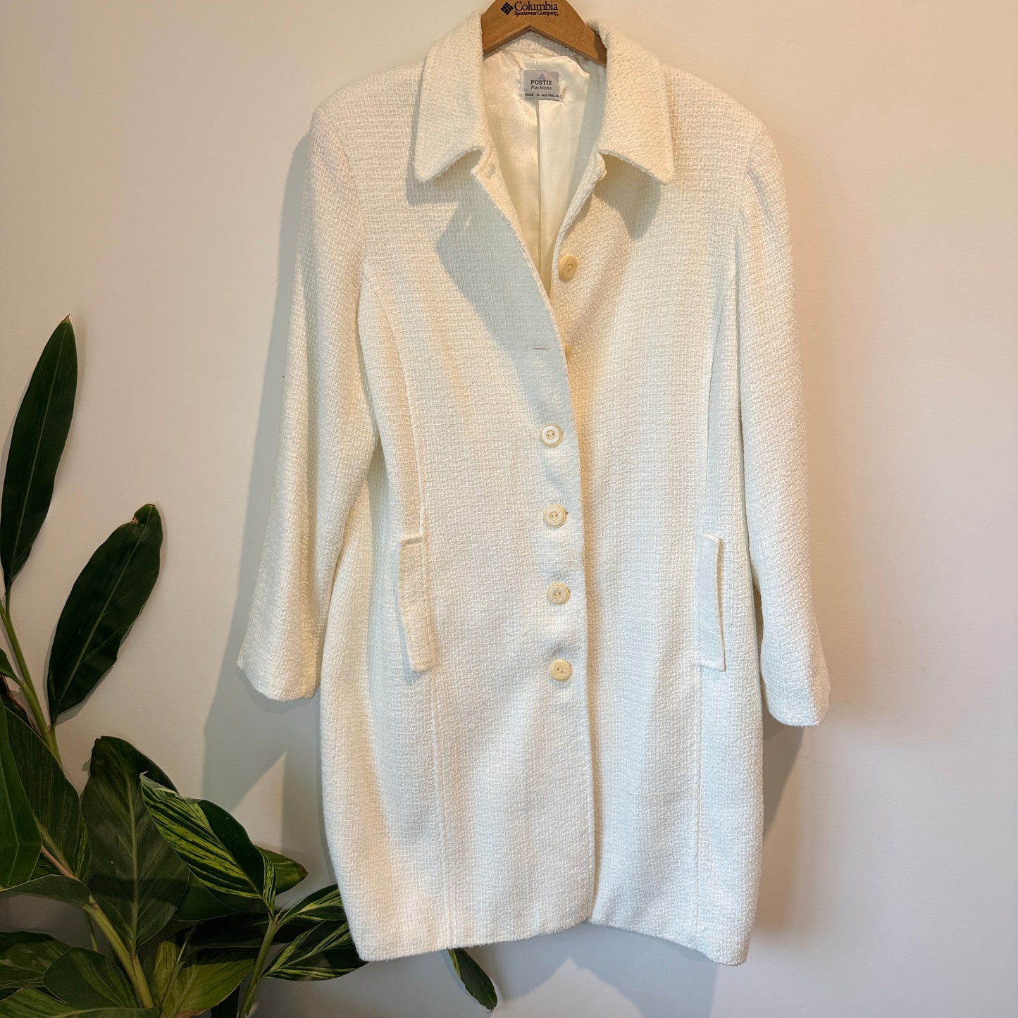 Postie Fashions Size 14 White Textured Coat
