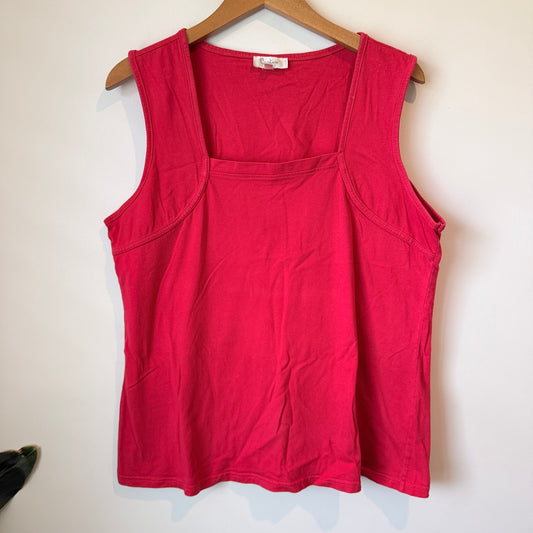 Capture Size 16 Sleeveless Tank Top