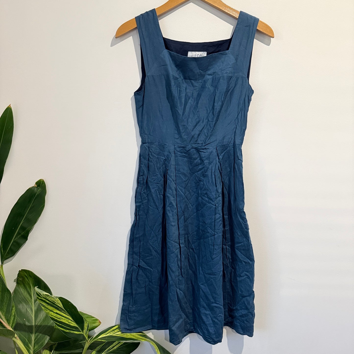 BNWT Wilson Trollope (NZ Made) Size 6 Denim Dress